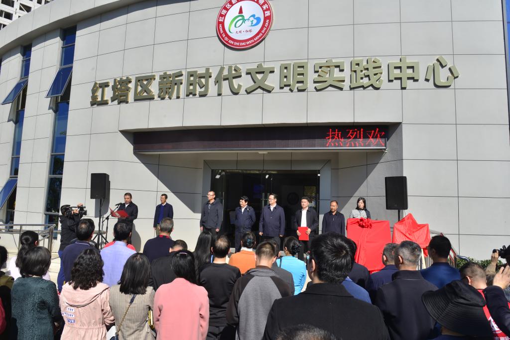 http://ddjt.yxnu.edu.cn/__local/6/4F/53/68DF6F67FA2F766D540CE0CB821_07A2D095_1917F.jpg http://ddjt.yxnu.edu.cn/__local/6/4F/53/68DF6F67FA2F766D540CE0CB821_07A2D095_1917F.jpg