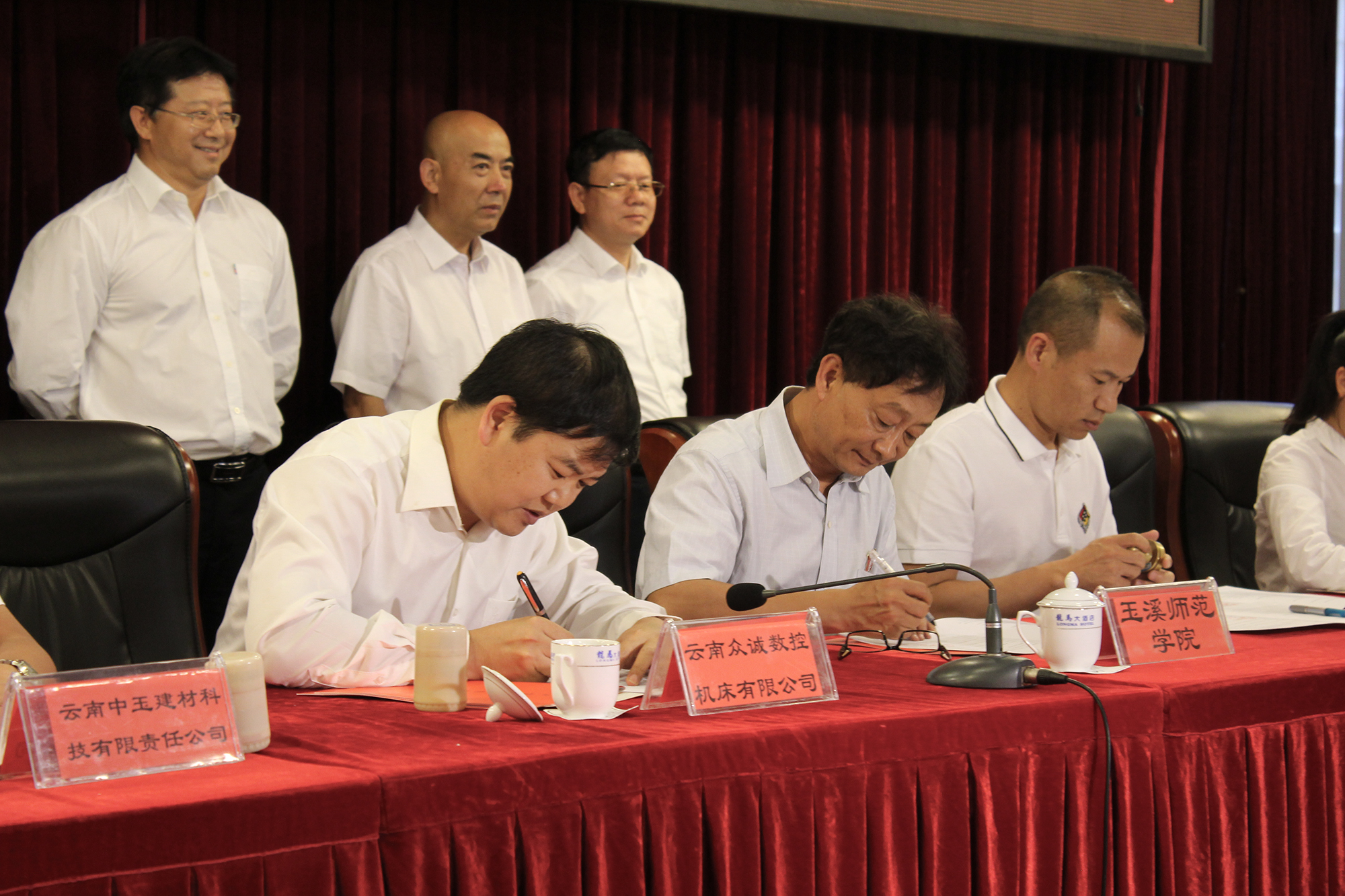 1594715064892001.jpg 1594715064892001.jpg